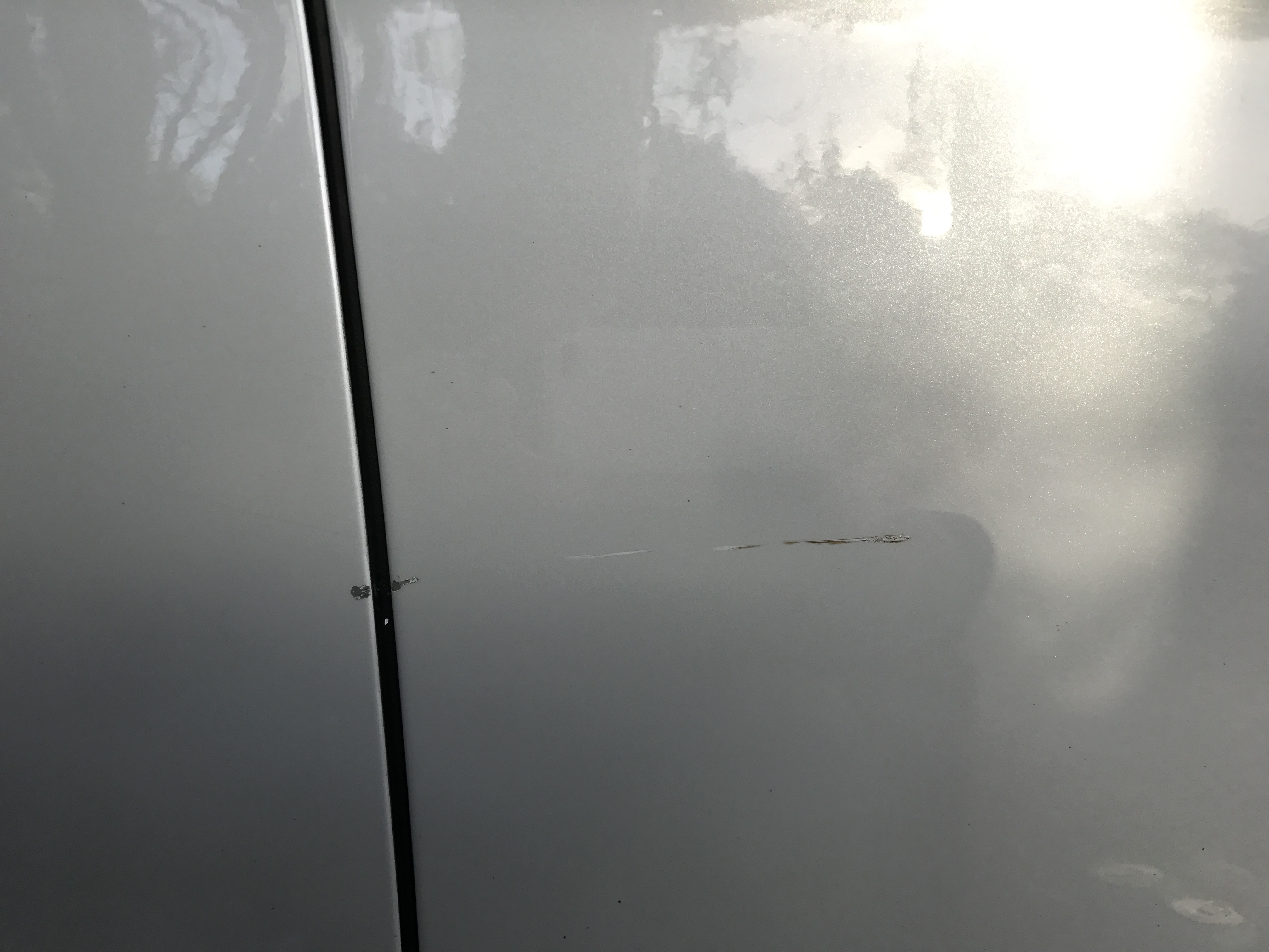 L0K1 Oryx White Touch-Up Paint Kit For Volkswagen - Scratch & Chip Repair With Paint Remover & Brushes