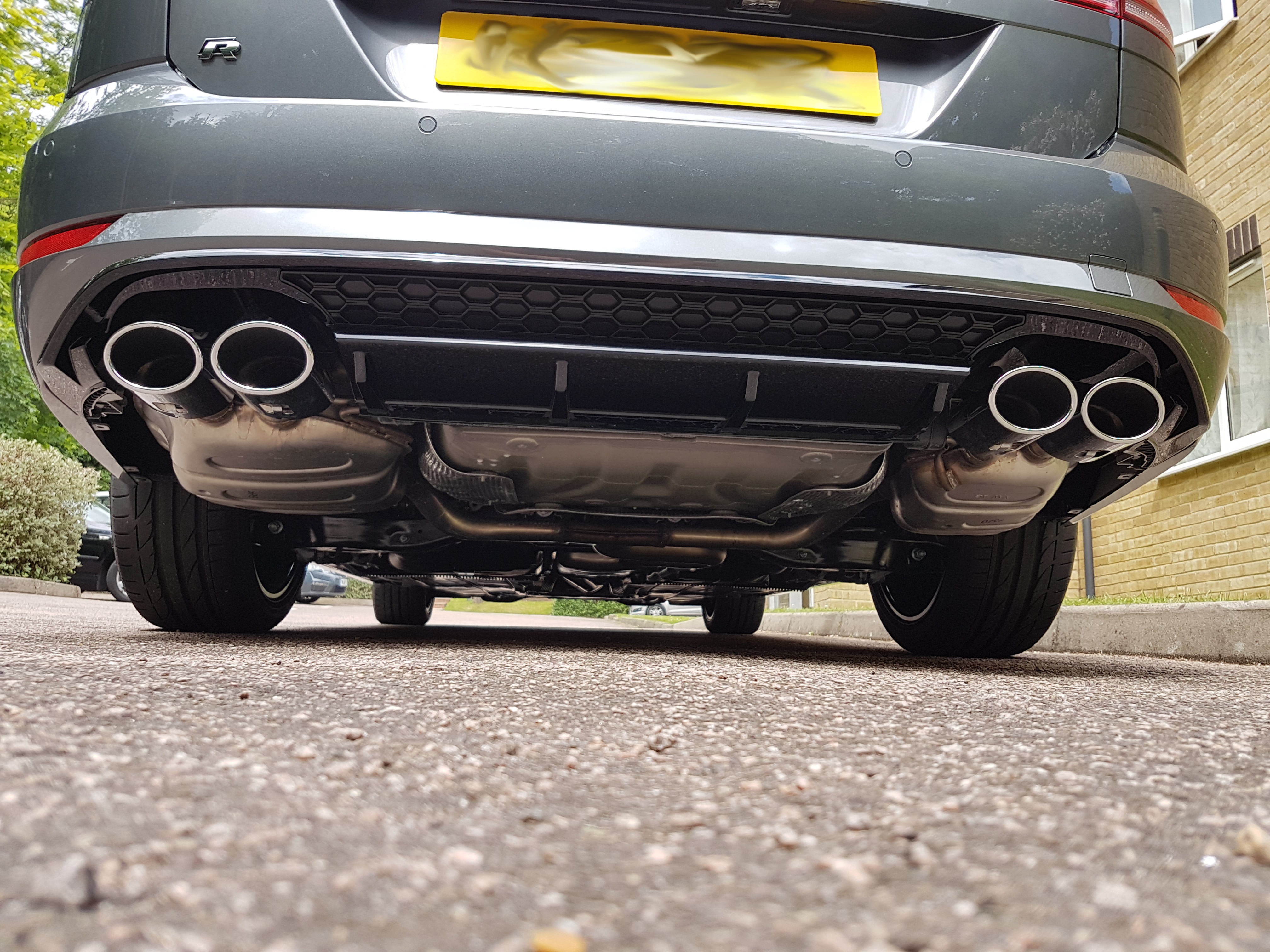 golf r estate towbar