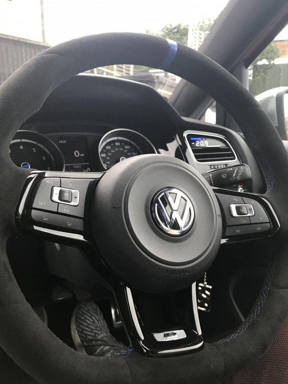 Steering Wheel Alcantara Retrim - Modifying Your Golf R Mk7 - Vwroc 