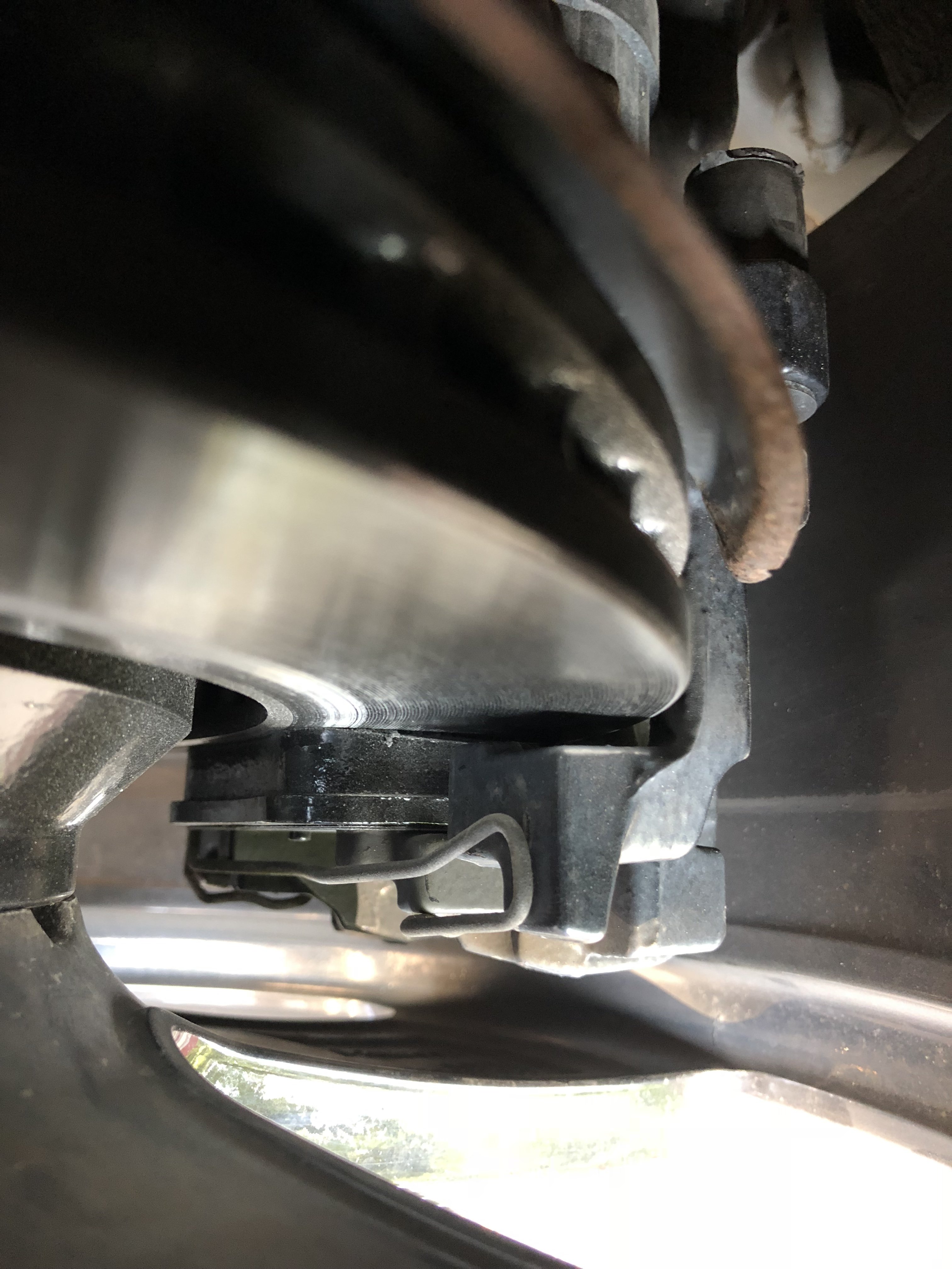 Brake Pad quick help VW Golf R MK7 Chat VWROC VW R Owners Club