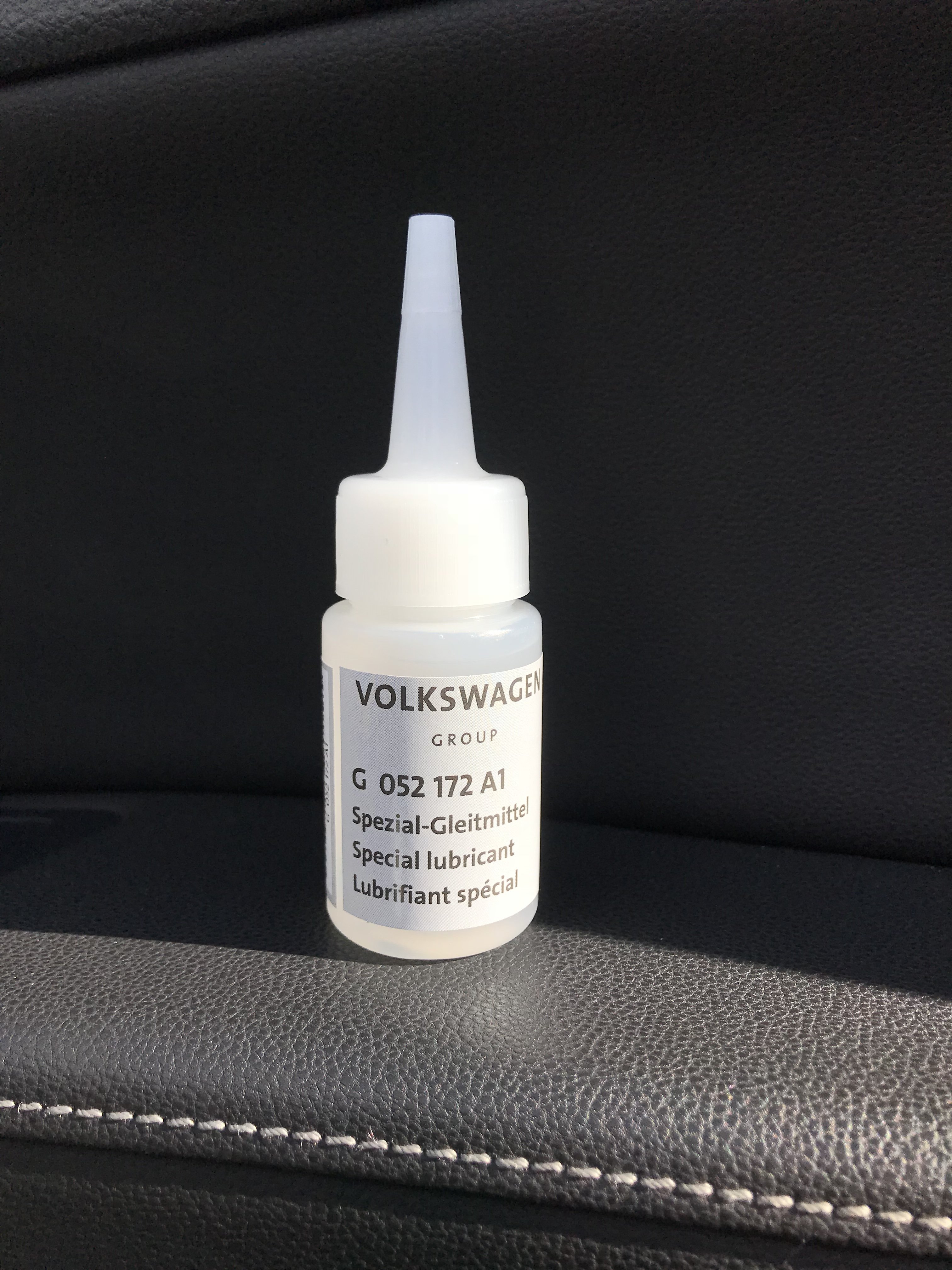 spezial gleitmittel g 052 172 a1 Volkswagen G052172M2 Spezial Gleitmittelspray 100ml : Amazon.de: Auto &  Motorrad